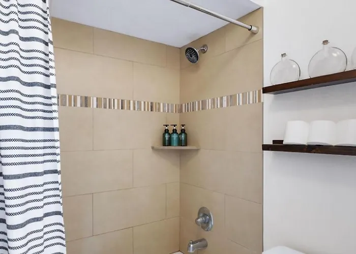 Holiday home Pool & Pet Friendly-walk To Udall Park Tucson